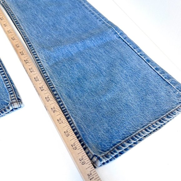 GAP Hi-Rise Flare Jeans 10 Regular Medium Wash Bootcut - Picture 7 of 9